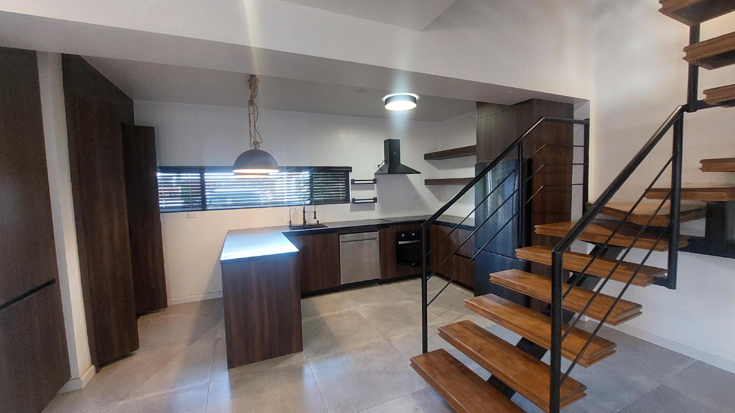 Casa en Venta en Ensenada en zona Privada muy cerca de los mejores centros comerciales