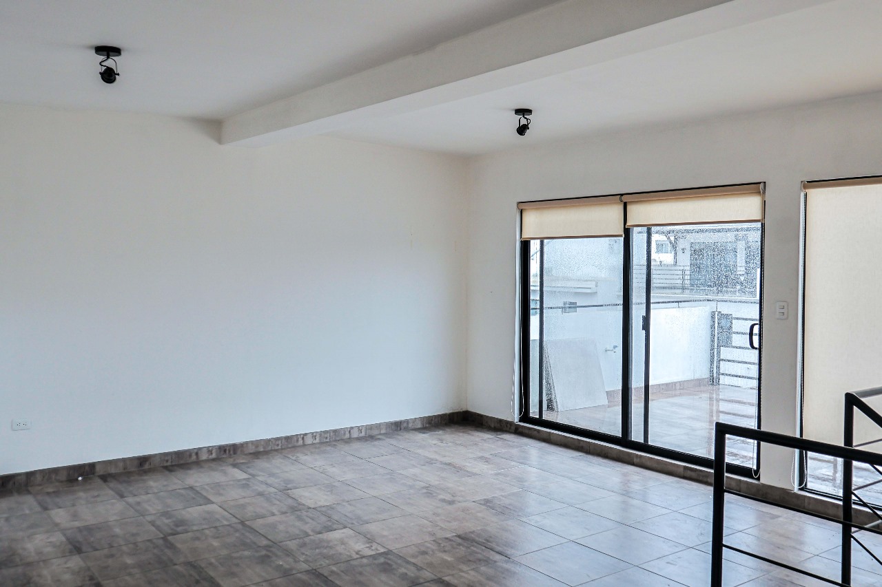 Casa en Venta en Ensenada en zona Privada muy cerca de los mejores centros comerciales