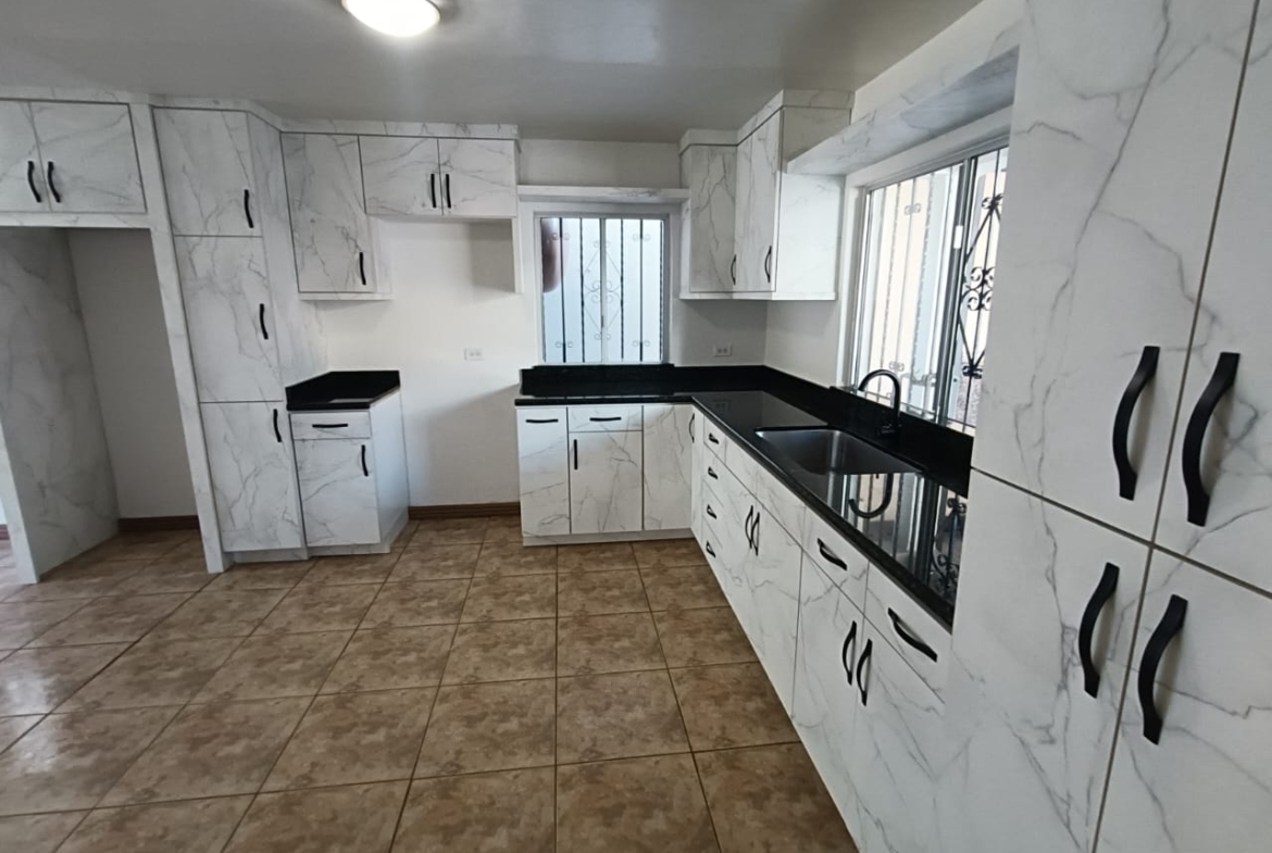 casa en venta RIO LERMA 975 valle dorado Ensenada BC