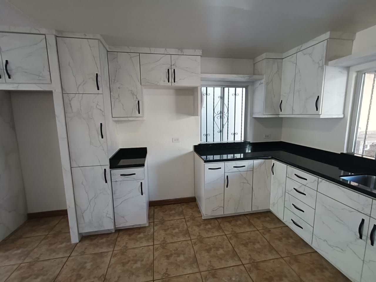casa en venta RIO LERMA 975 valle dorado Ensenada BC