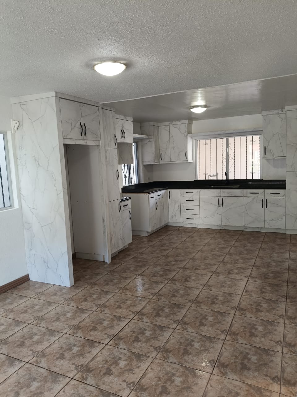 casa en venta RIO LERMA 975 valle dorado Ensenada BC