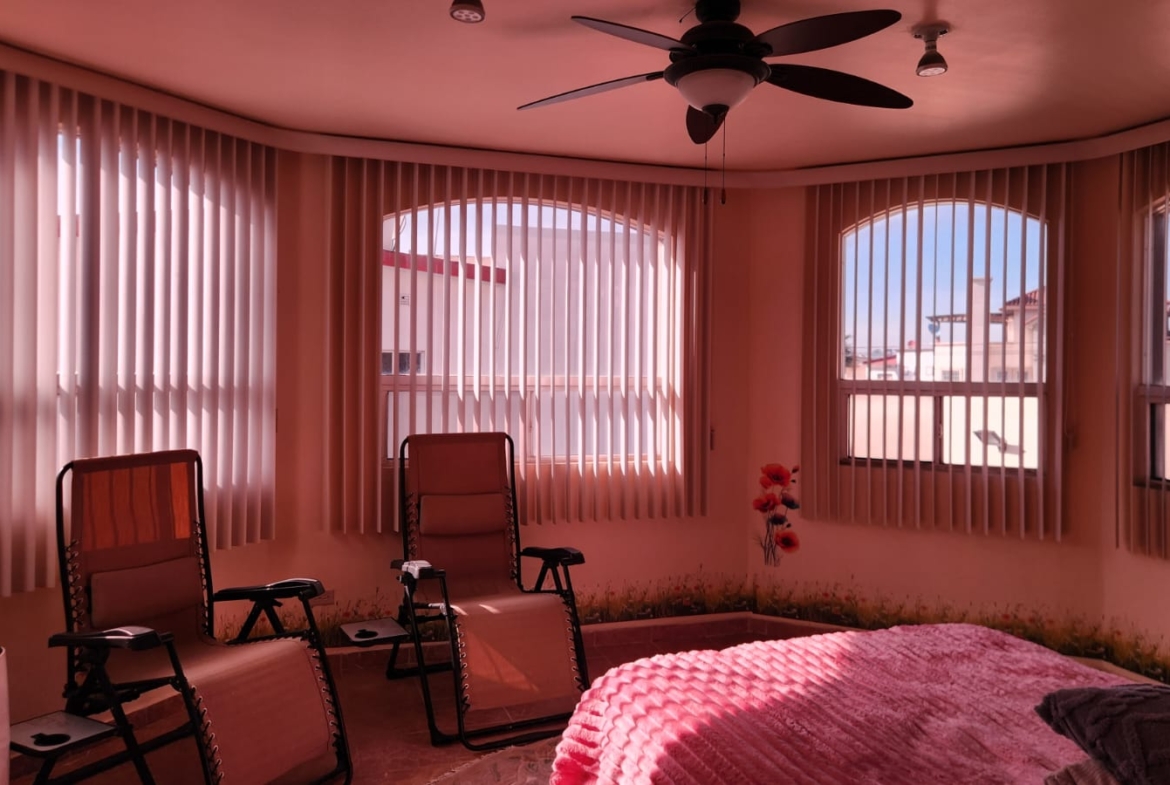 RESIDENCIA DE LUJ0 EN VENTA EN FRAACIONAMIENTO JUAN DIEGO RESIDENCIAL