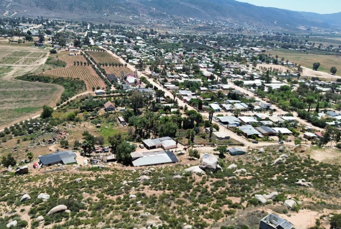 TERRENO EN VALLE DE GUADALUPE CON GRAN VISTA LISTO PARA ESCRITURAR Y FINANCIADO