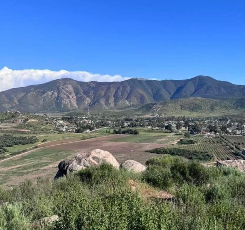 TERRENO EN VALLE DE GUADALUPE CON GRAN VISTA LISTO PARA ESCRITURAR Y FINANCIADO