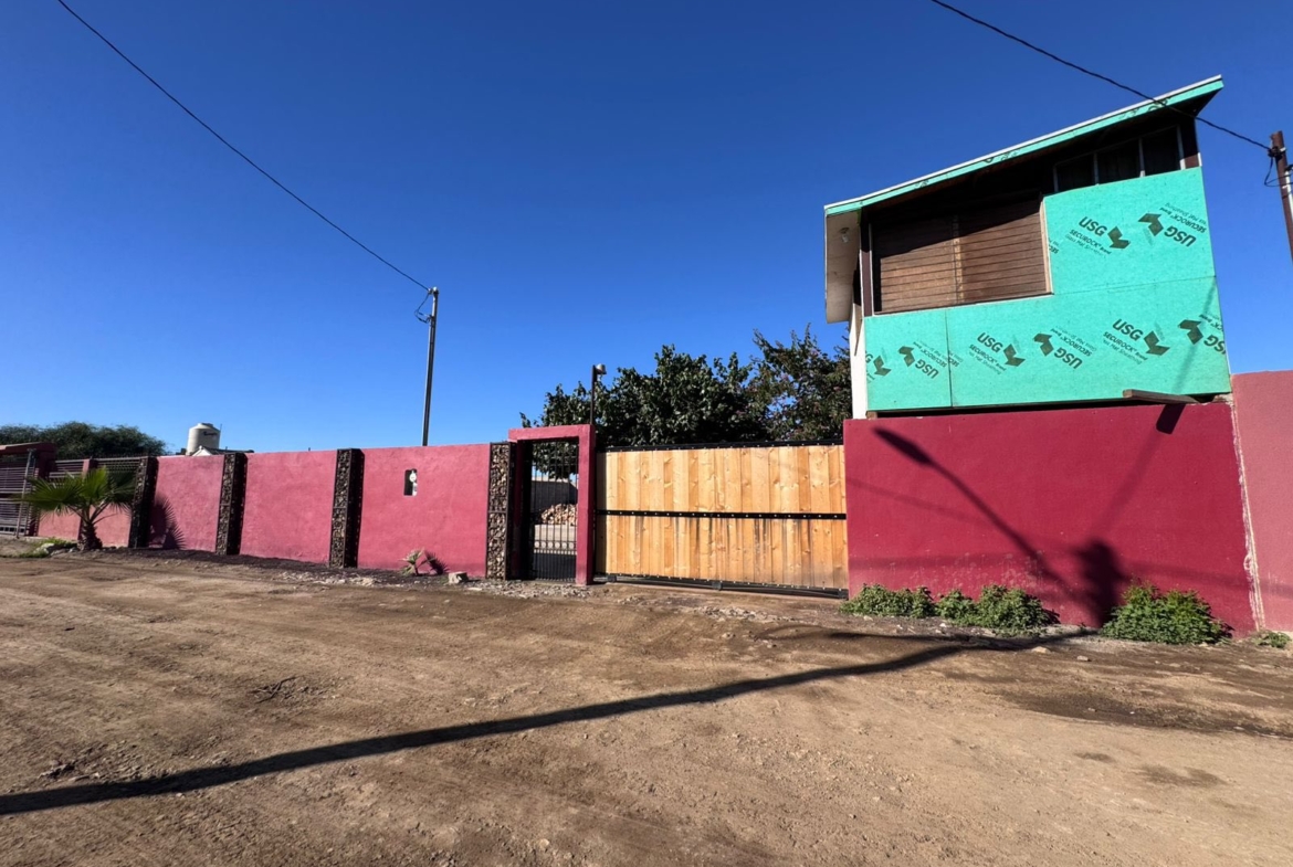 CASA EN VENTA EN MANEADERO PARTE BAJA
