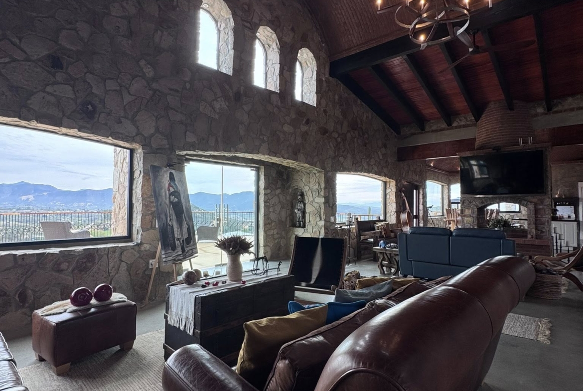 HACIENDA EN VENTA / VALLE DE GUADALUPE