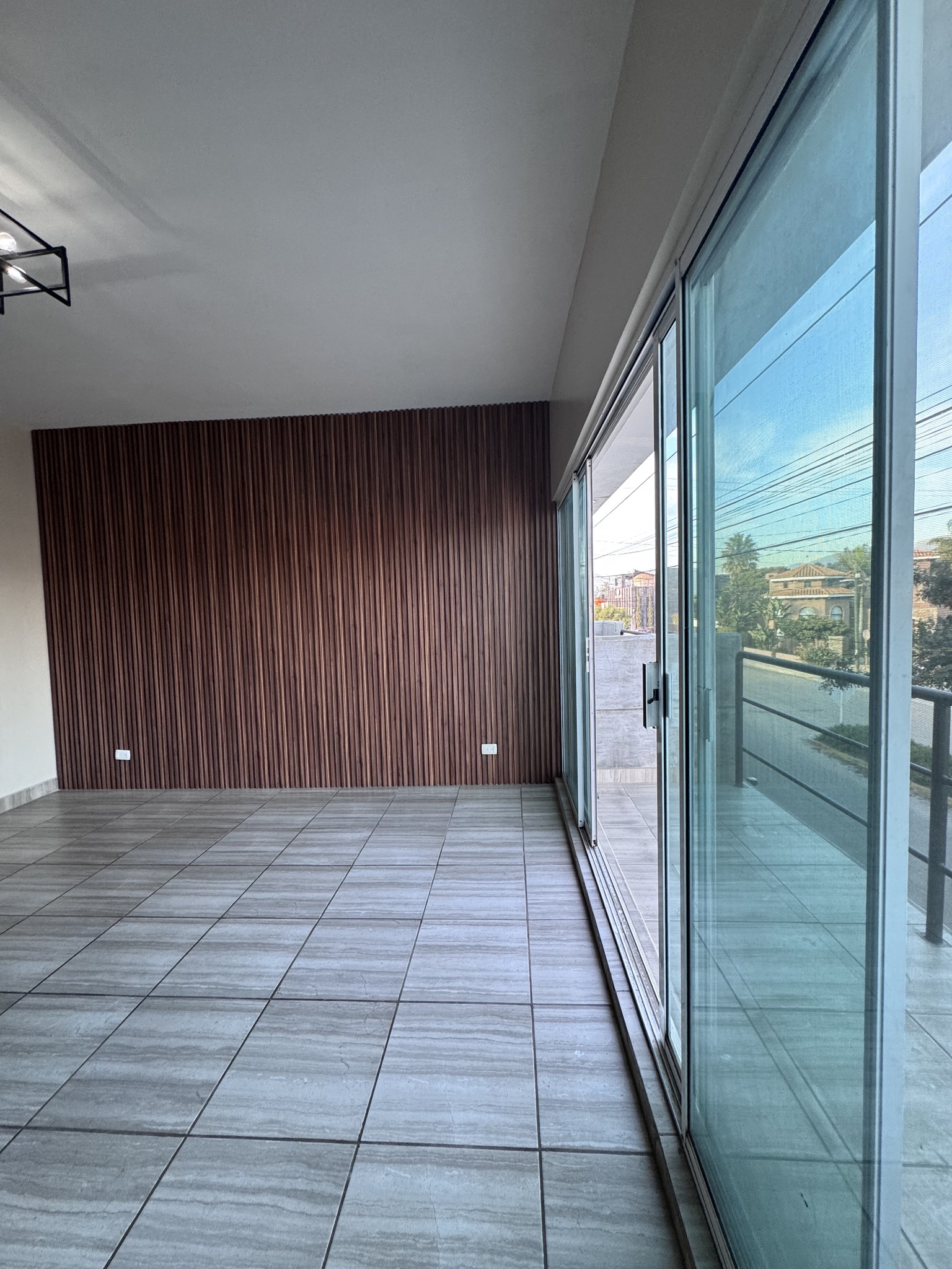 DEPARTAMENTO EN RENTA EN FRACCIONAMIENTO PLAYA ENSENADA