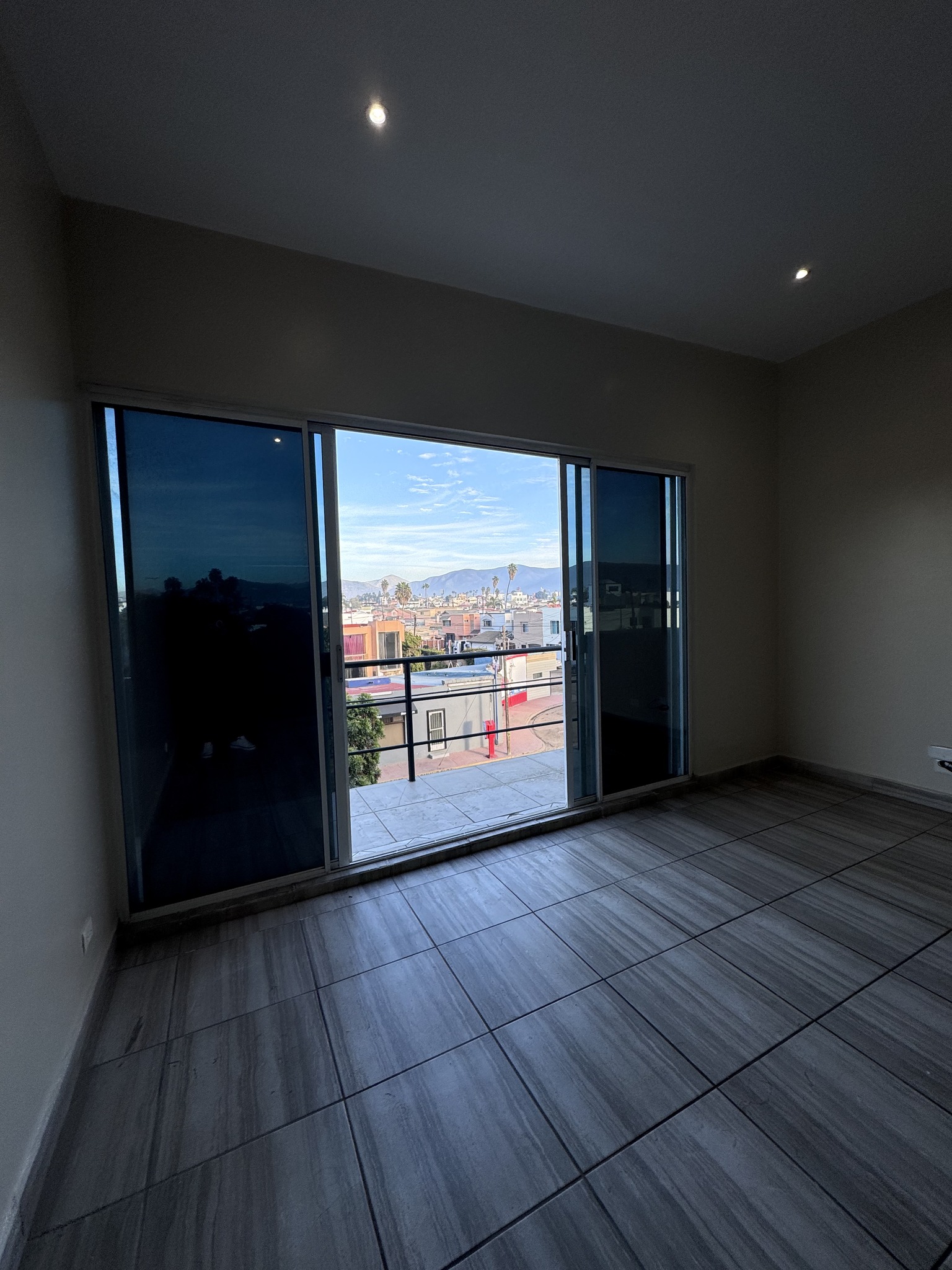 DEPARTAMENTO EN RENTA EN FRACCIONAMIENTO PLAYA ENSENADA